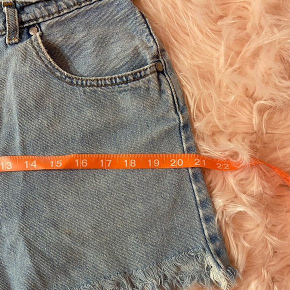 Vintage Levis SilverTab Loose Womens High Rise Shorts 11/12 M (30) Blue Wash - Picture 7 of 7